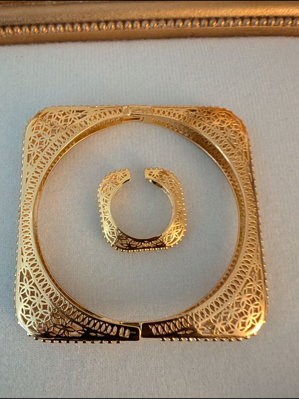 Gold Filigree Bracelet and Ring Size 7.5 - Picture 10 of 14